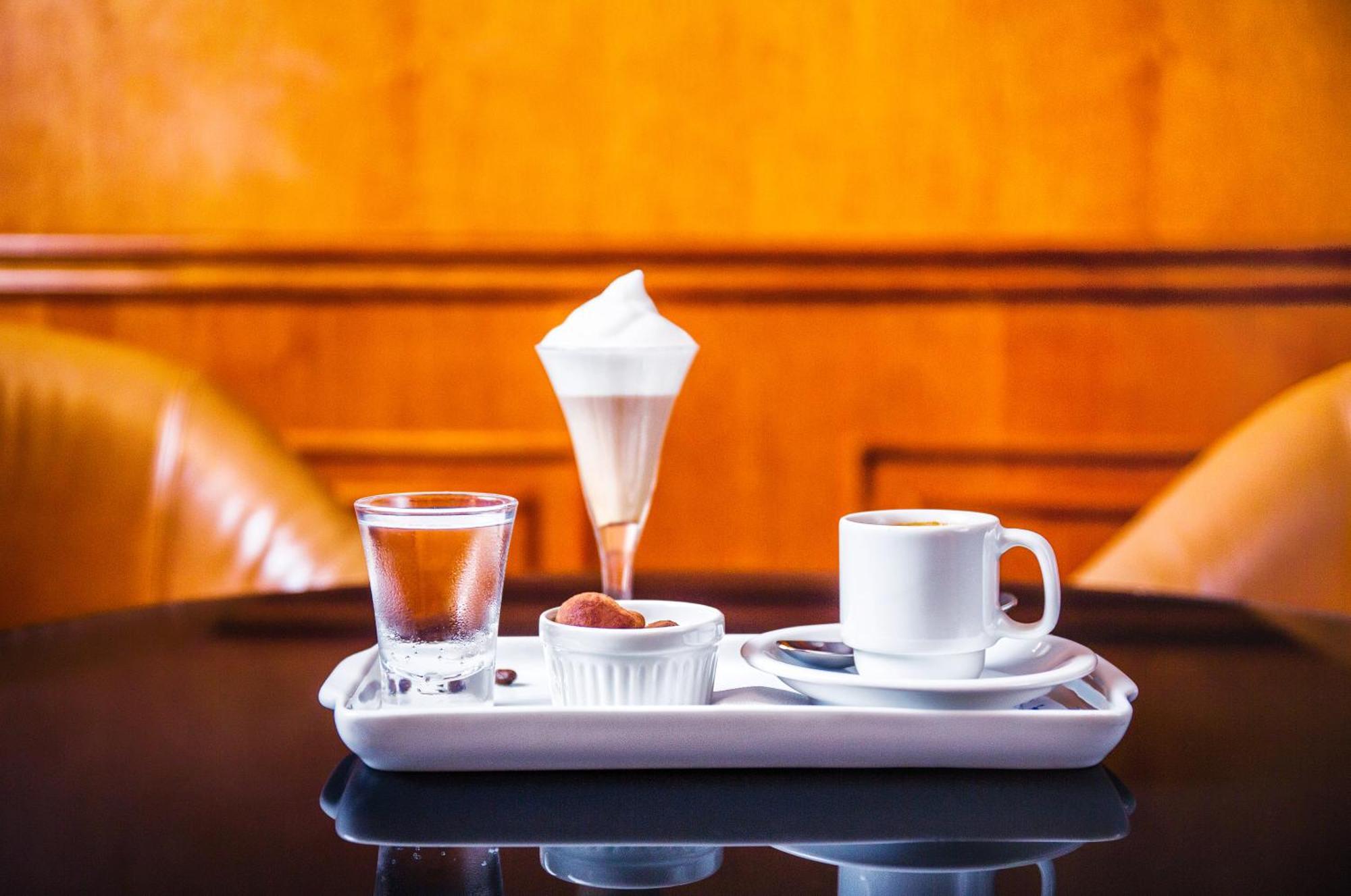 Windsor Barra Hotel Rio de Janeiro Zewnętrze zdjęcie A typical Italian coffee